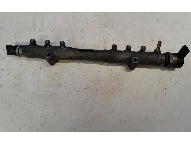 Vstřikovací lišta 30777554, 0445215023   Volvo V70    D 5244 T4 