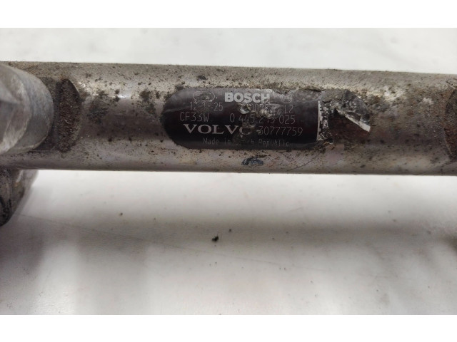 Vstřikovací lišta 30777759, 0445215025   Volvo V60     