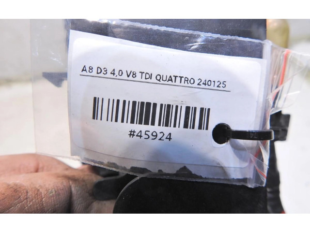   Pojistková skříňka 4E0971845   Audi A8 S8 D3 4E 2004