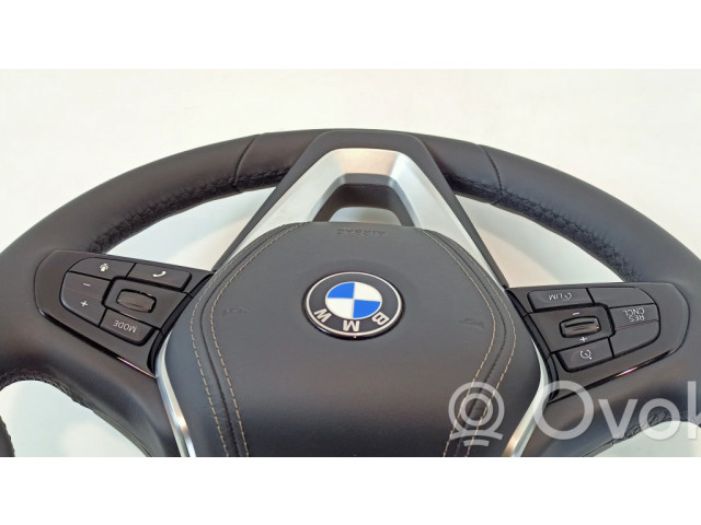 Volant BMW 7 G11 G12 2016 002154  