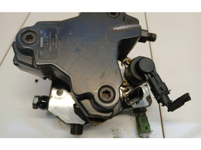 Vstřikovací čerpadlo 8692521, 015619   Volvo S60    D5 