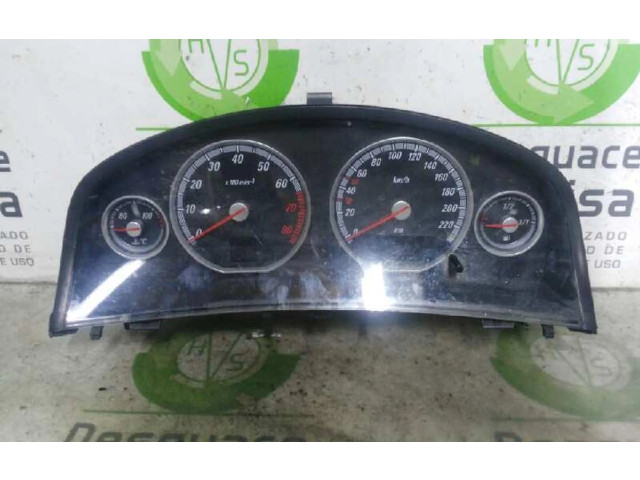 Přístrojová deska  Opel Vectra C 2002 09180292WZ, 0090059  