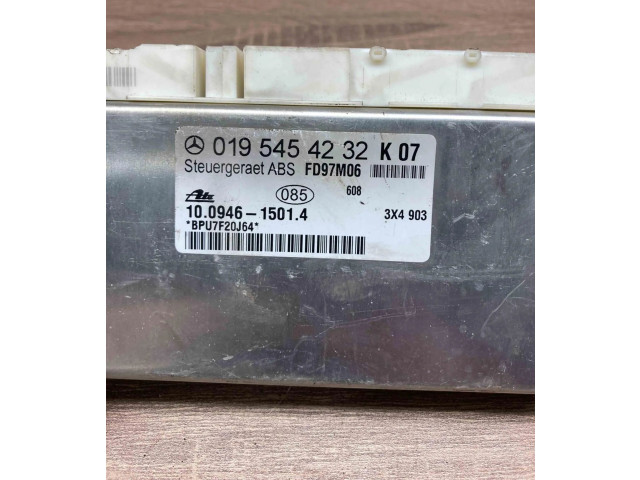 Блок управления АБС 0195454232   Mercedes-Benz C W202