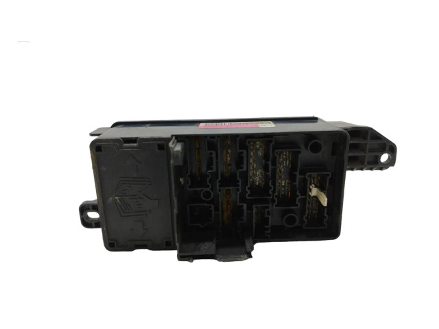 Блок предохранителей 9213372, 17236010   Mini One - Cooper Coupe R56    