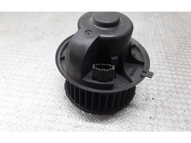 Вентилятор печки    8EW009100171   Volkswagen Sharan
