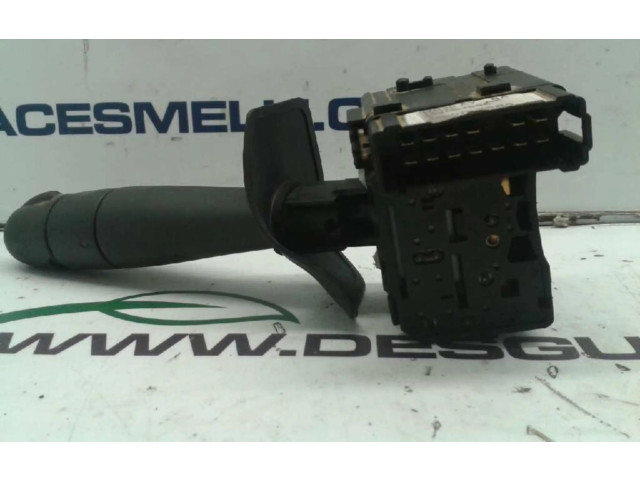 Переключатель дворников 8200792584   Renault Sandero I