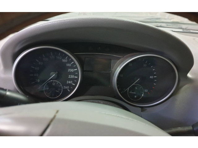 Přístrojová deska  Mercedes-Benz ML W164 2005 A1645402547  