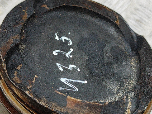  Поршень B48 A20 A 9488343, 8662616  BMW 2 F44 для бензинового двигателя 2.0