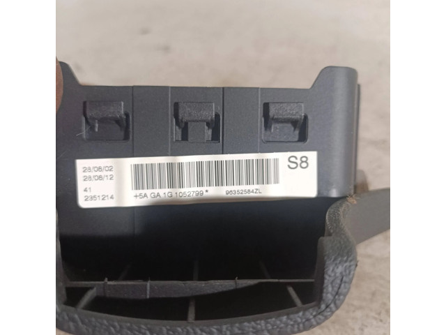 Подушка безопасности водителя 96352584ZL, 415121   Citroen Saxo
