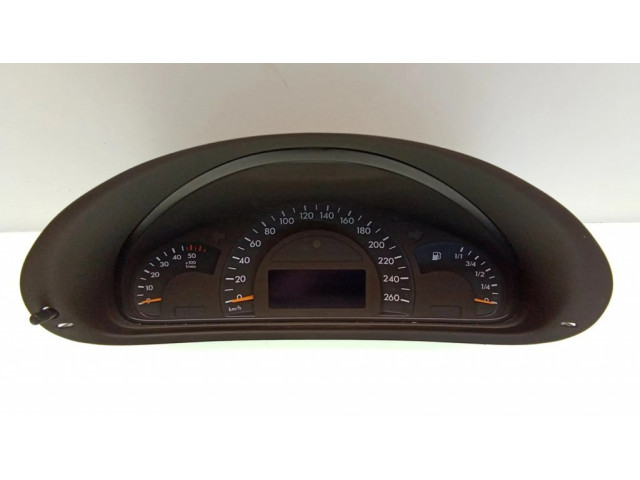 Přístrojová deska  Mercedes-Benz C W203 2002 87001411  