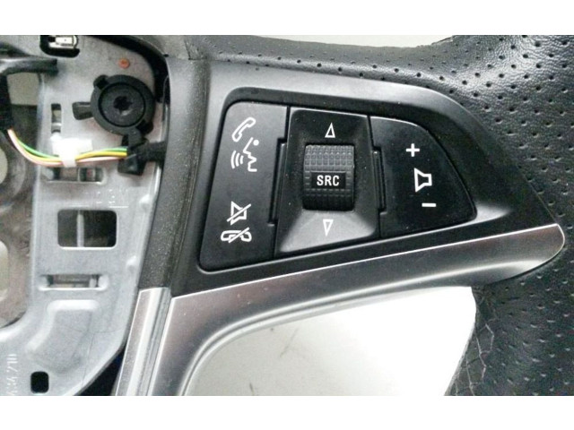 Volant Opel Astra J 2012 13351022, 13351022  