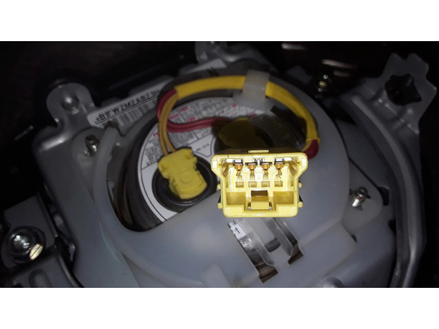 Подушка безопасности водителя 7030a141xa   Citroen C-Crosser