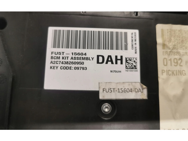   Pojistková skříňka FU5T15604DAJ   Ford Mondeo MK  2014