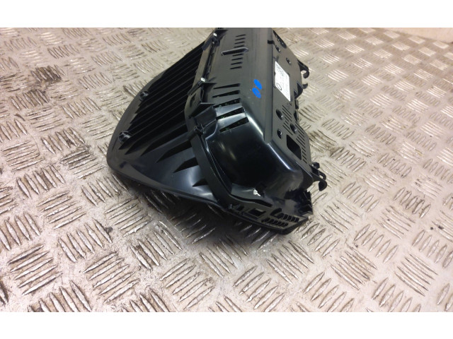 Панель приборов 6837007, 8715142   BMW X2 F39       
