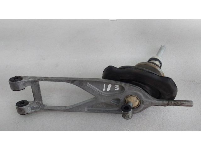 Рычаг переключения передач 2260307   BMW 1 E81 E87
