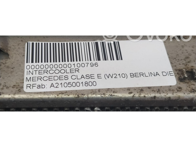 Интеркулер  A2105001800   Mercedes-Benz E W210 