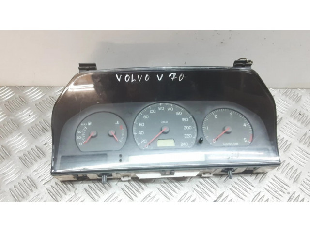 Панель приборов 9451530   Volvo S70  V70  V70 XC       