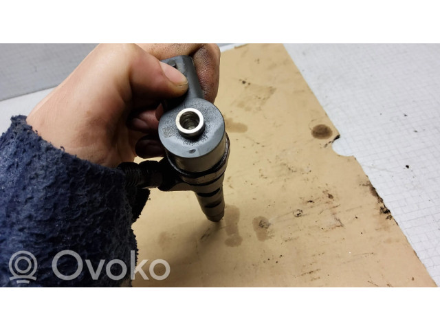Форсунка 0445110059    Chrysler Voyager для дизельного двигателя  2.8