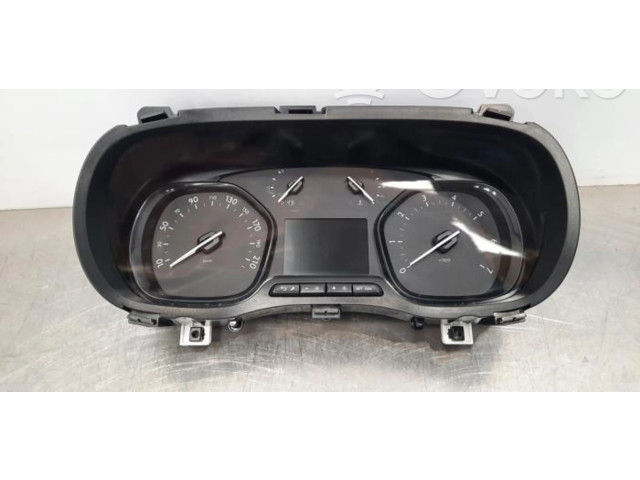 Přístrojová deska  Peugeot Expert 2020 983116878000  