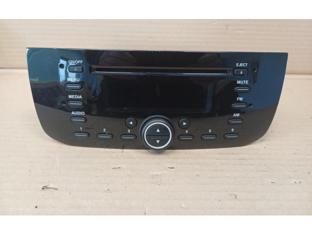 Радио/ проигрыватель CD/DVD / навигация 7356005590   Fiat Linea    