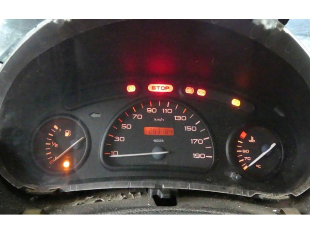 Přístrojová deska  Peugeot 206 2000 9634960980, IMPRK1140415  