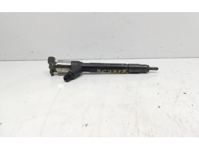 Форсунка 55570012    Opel Meriva B   