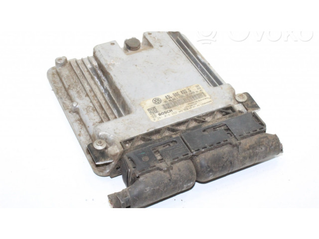 Блок управления двигателя 0281014262, 03L906022G   Volkswagen Tiguan