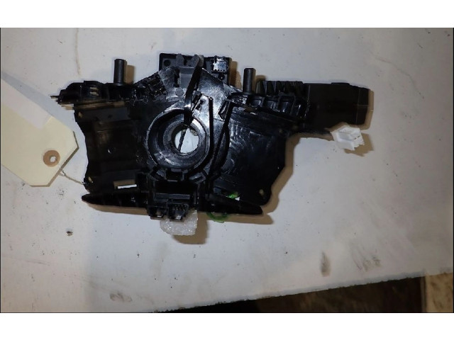 Подрулевой шлейф SRS 255677147R   Dacia Sandero