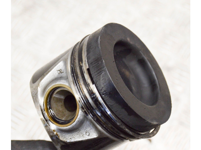  Поршень  03L107065AB, 04L105401A  Audi A5 8T 8F для дизельного двигателя 2.0