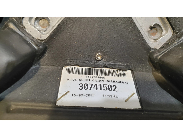 Руль Volvo XC70  2005-2007 года 30741502      