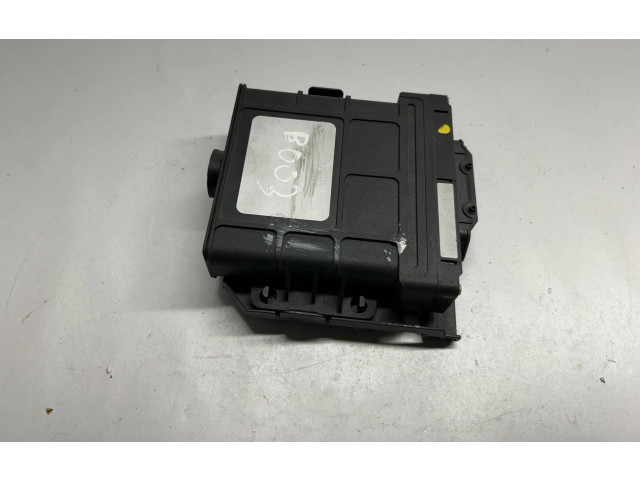 Блок управления коробкой передач 7P0927815   Volkswagen Touareg II