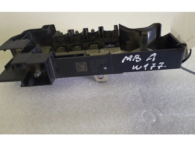   Pojistková skříňka 1775404307, M24230   Mercedes-Benz A W177 2019