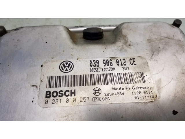 Řídící jednotka 038906012CE, 0281010257   Skoda Fabia Mk1 (6Y) 2002