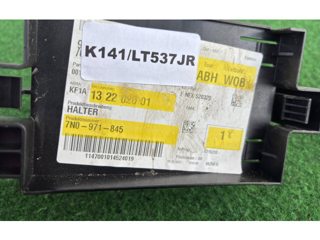 Блок предохранителей  7N0971845   Volkswagen Sharan    