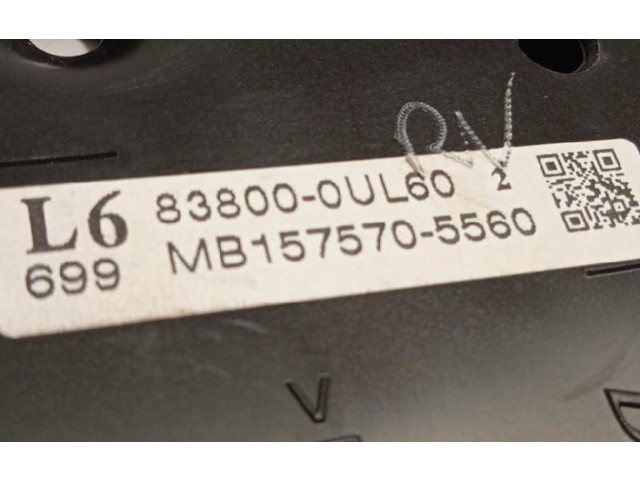 Přístrojová deska  Toyota Yaris 2016 838000UL60  