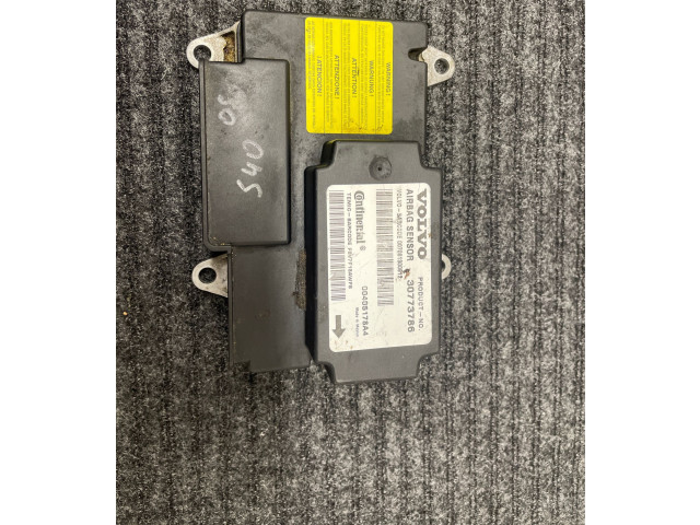 Vstřikovač 30773786, 00405178A4   Volvo V50     