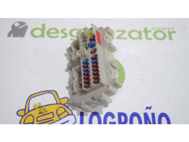   Pojistková skříňka 24350EA00A, 1812EA00A   Nissan NP300 2009