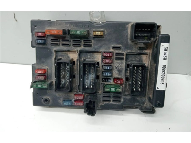 Блок предохранителей  9650663880, 0090012   Lancia Phedra    