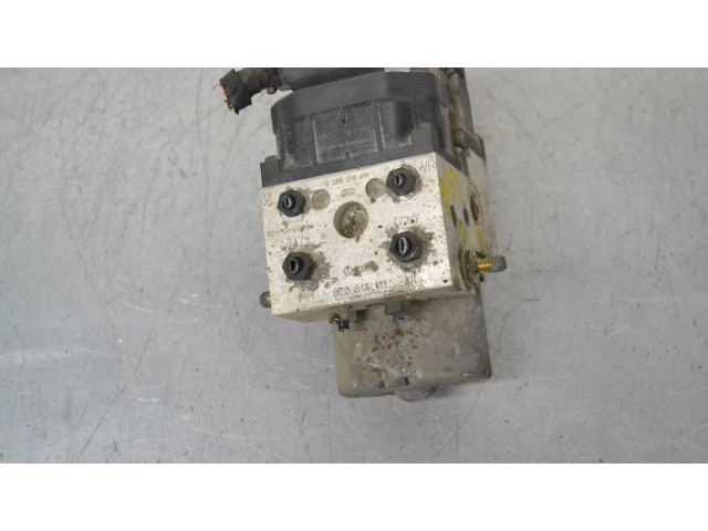 Блок управления АБС 8E0614111   Audi A4 S4 B5 8D