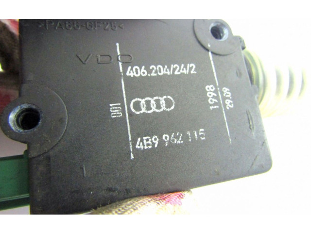 Vstřikovací lišta 4B9962115   Audi A6 S6 C5 4B    AKE 