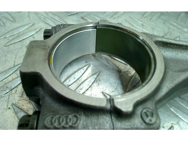 Поршень (поршни) 04L107065D, 04L107065D   Volkswagen Golf VII