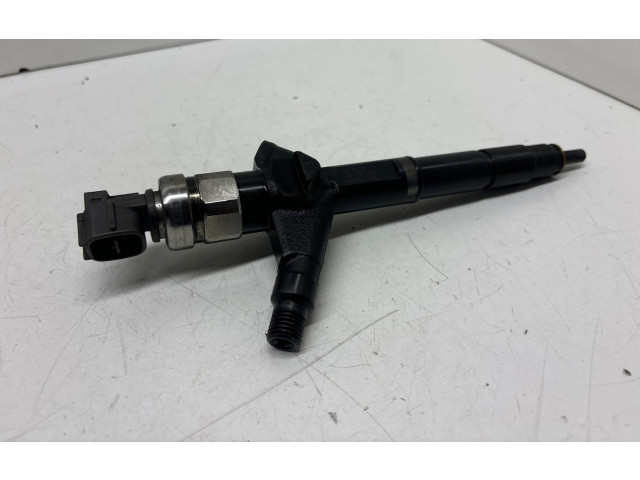 Vstřikovač 06E00358, AW400AW4   Nissan Almera N16    nenustatytas 