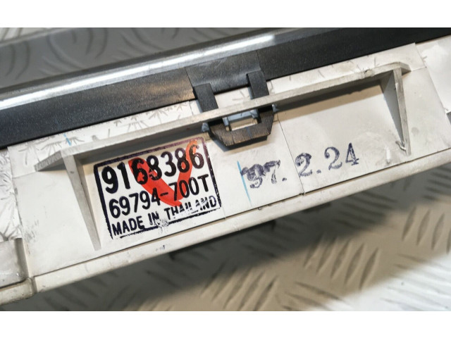 Přístrojová deska  Volvo S70  V70  V70 XC 2000 9168138, 9168386  