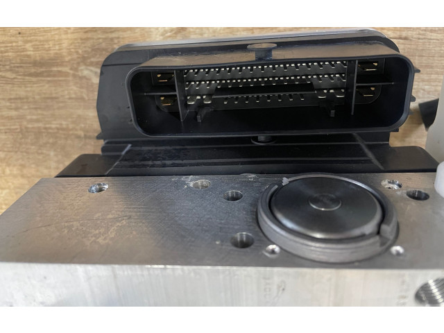 Jednotka ABS MK832D522AJ, 090622   Land Rover Range Rover Velar 2022