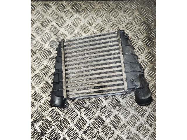 Интеркулер  6Q0145804A, 862403N   Skoda Fabia Mk1 (6Y) 