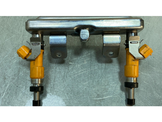 Комплект форсунок 268092415, JDEGK    Subaru XV II для бензинового двигателя  1.6