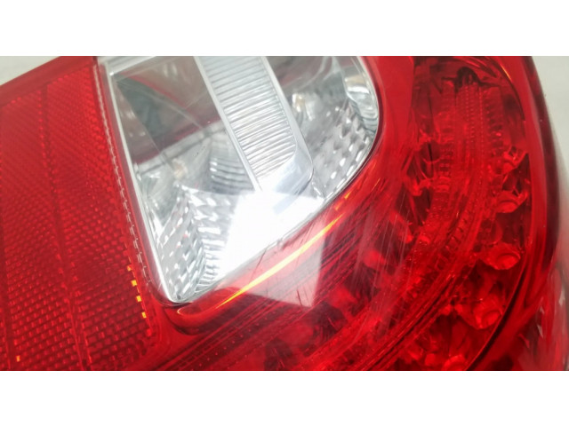 Задний фонарь правый 31395960    Volvo V70   2014-2016 года