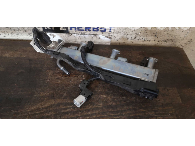 Vstřikovací lišta 82125K0030A, 82125K0030A   Toyota Yaris XP210    M15AFXE 