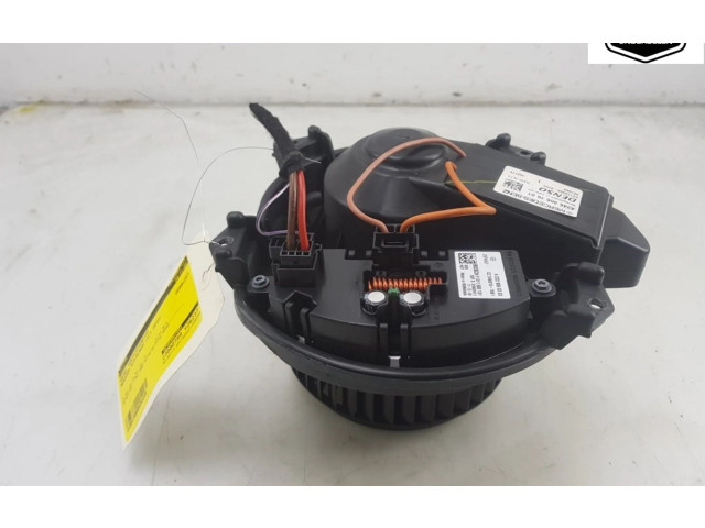 Вентилятор печки    A2469064100, A2226090305   Mercedes-Benz GLA W156