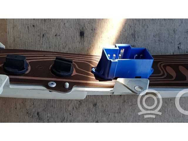 Дисплей    4678210   Chrysler Voyager